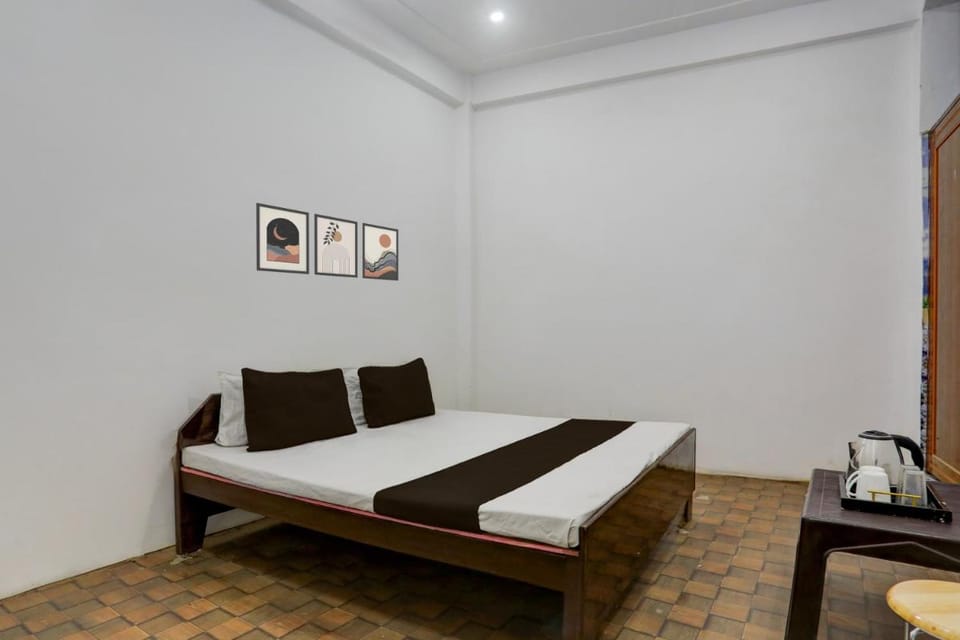 SPOT ON by OYO S.M. HOTEL Hotel in Uttar Pradesh