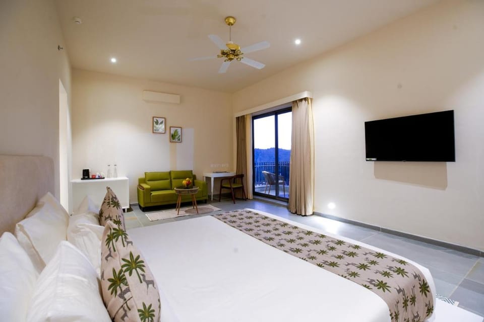 Nanda Hill Resorts, Udaipur Resort in Gujarat
