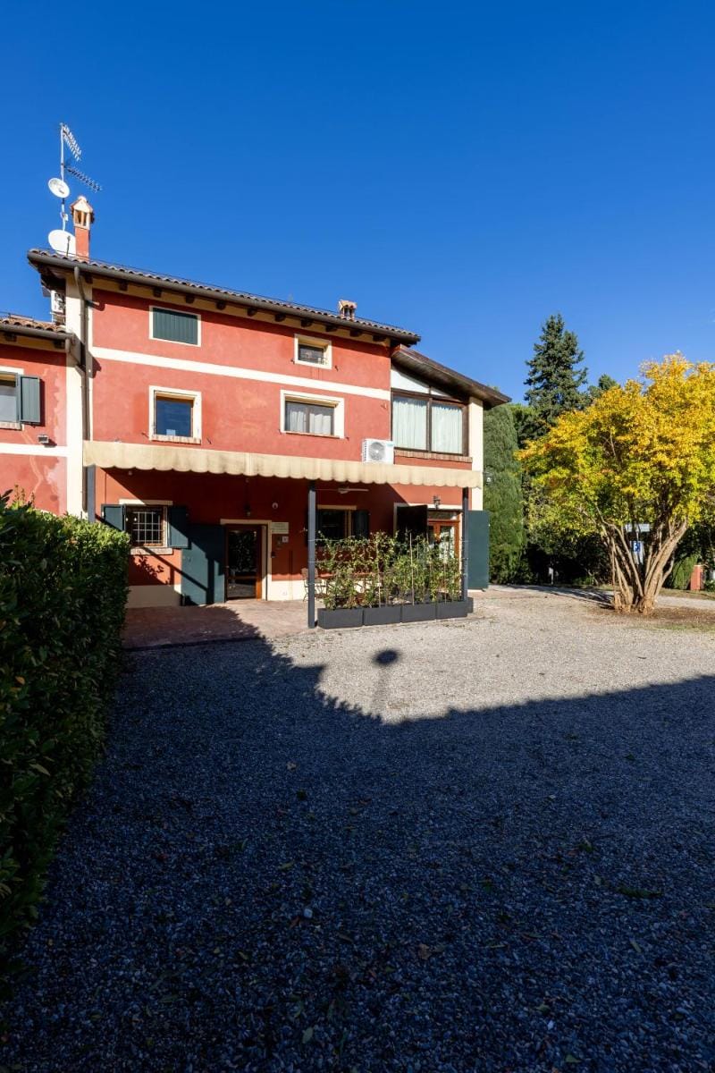 BolognaRoomscom - B and B La Cascina Bed and Breakfast in Emilia-Romagna