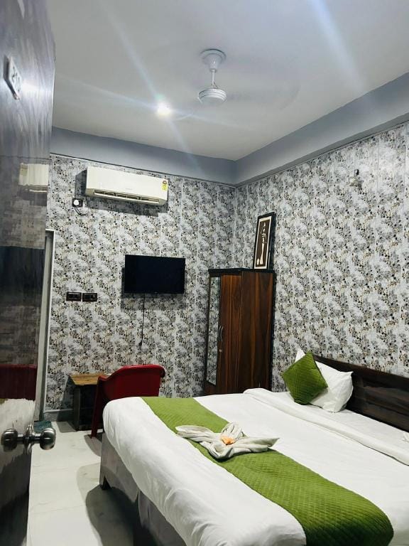 Hotel Urban Nest Hotel in Noida