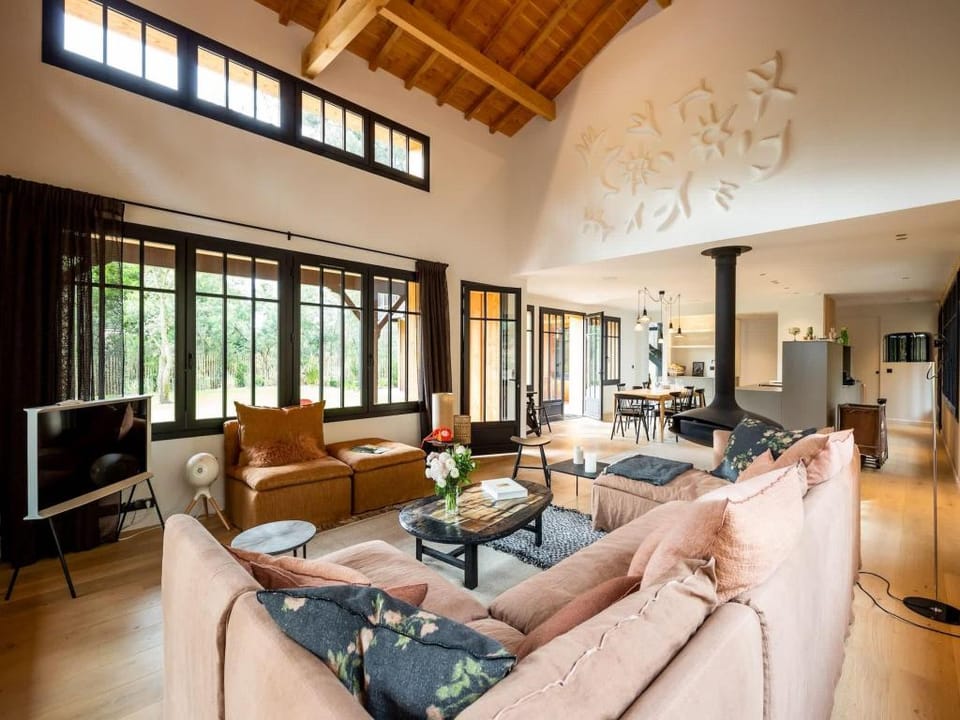 Luxury Family Villa near Arcachon Bay Hotel in La Teste-de-Buch