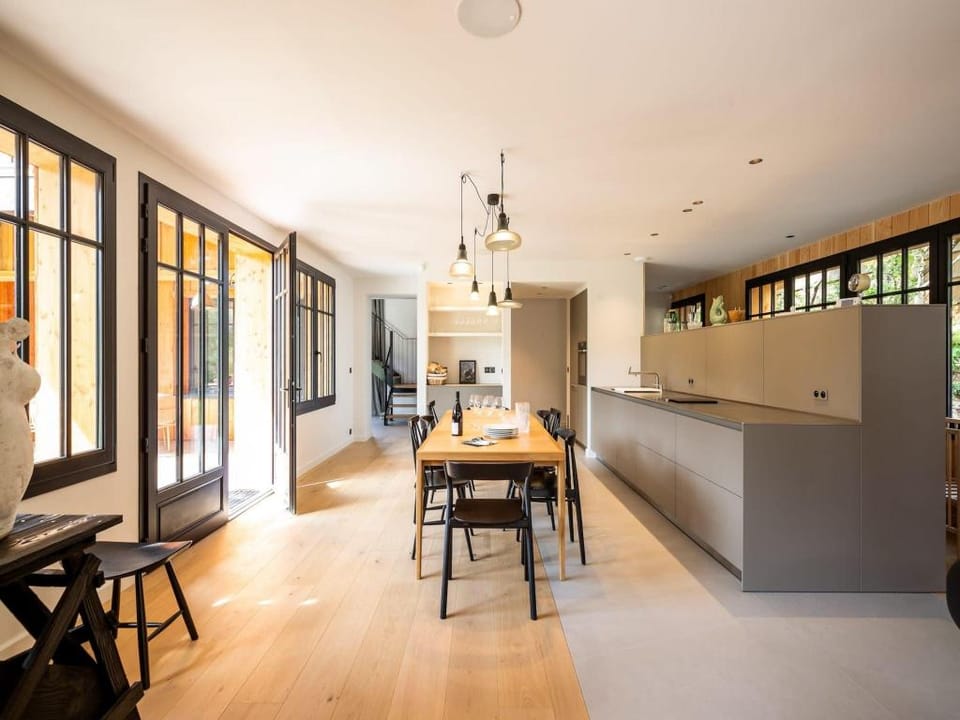 Luxury Family Villa near Arcachon Bay Hotel in La Teste-de-Buch