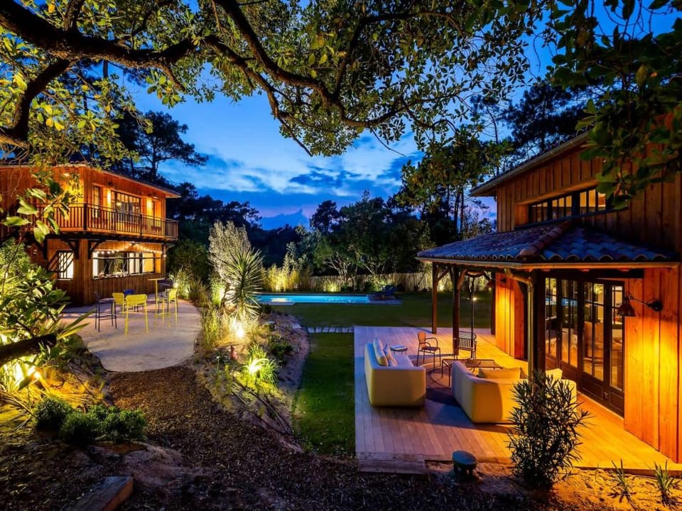 Luxury Family Villa near Arcachon Bay Hotel in La Teste-de-Buch
