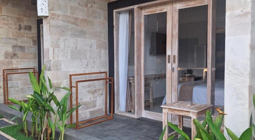 Casa Benoa Homestay Bed and Breakfast in Kuta Selatan