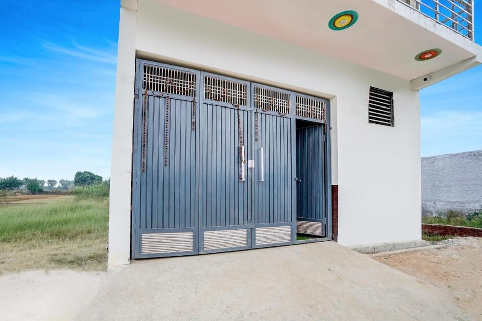 Hotel O Wave Inn Hotel in Uttar Pradesh