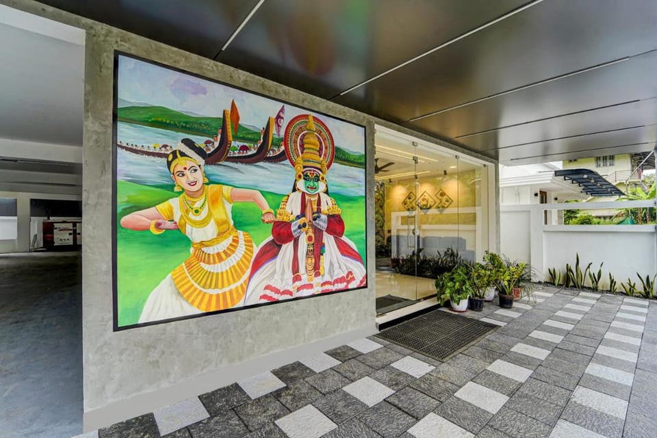 Super Townhouse Cochin Airport Formerly Skyluxe Hotel in Kochi