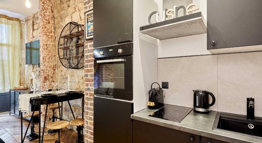 Charming Apartment - Paris Pere Lachaise Apartment in Paris