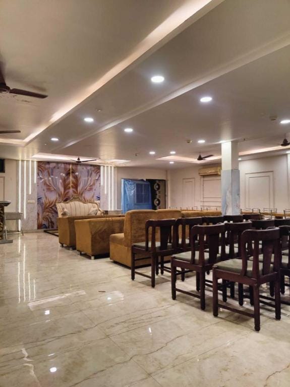 Deepak Hotel Hotel in Uttarakhand