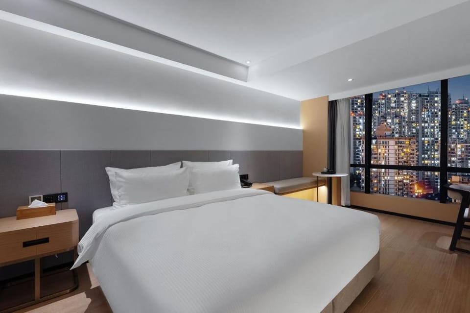Come Stay S Hotel - Chongqing Jiefangbei Branch Hotel in China