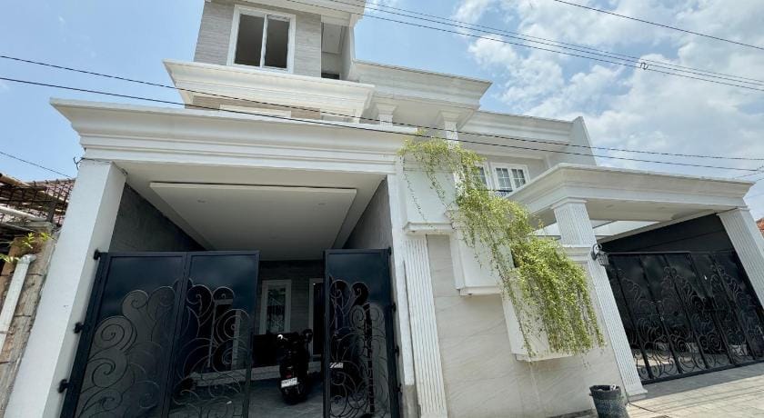 Urbanview Hidayah Living Syariah Balekambang Manahan Hotel in Special Region of Yogyakarta