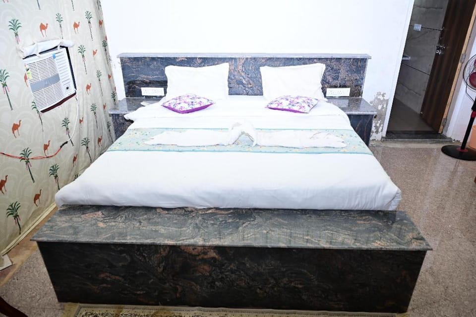 The Royal Sam Desert Camp Hotel in Sindh