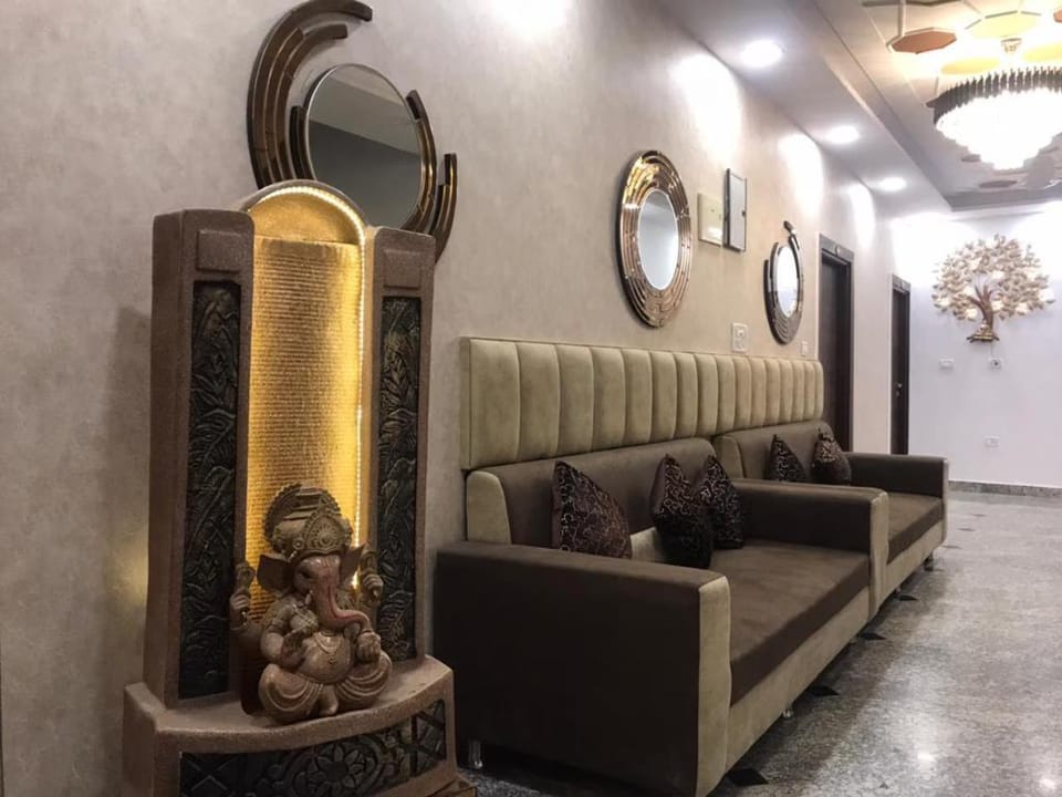 The Divine Oak Katra Jammu and Kashmir Hotel in India