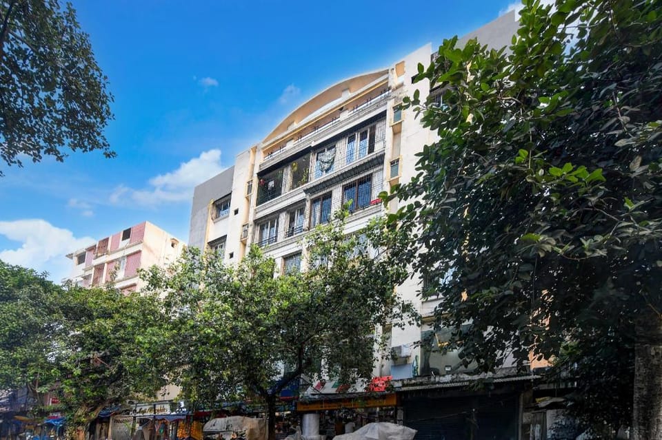 Hotel Royal Place Hotel in Kolkata