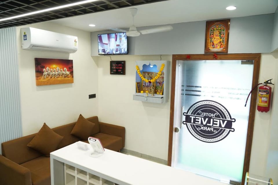 Hotel Velvet Park Hotel in Ahmedabad