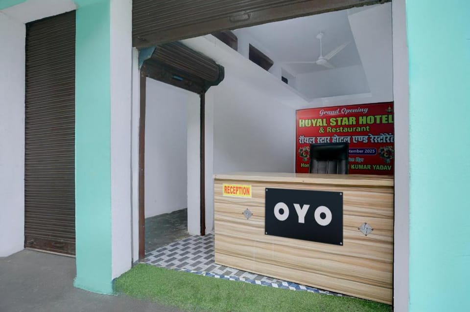 SPOT ON by OYO Royal Star Hotel Hotel in Uttar Pradesh