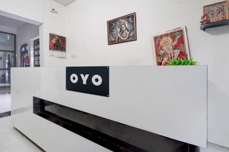 SPOT ON New Phulpur Restaurant And Hotel Hotel in Uttar Pradesh