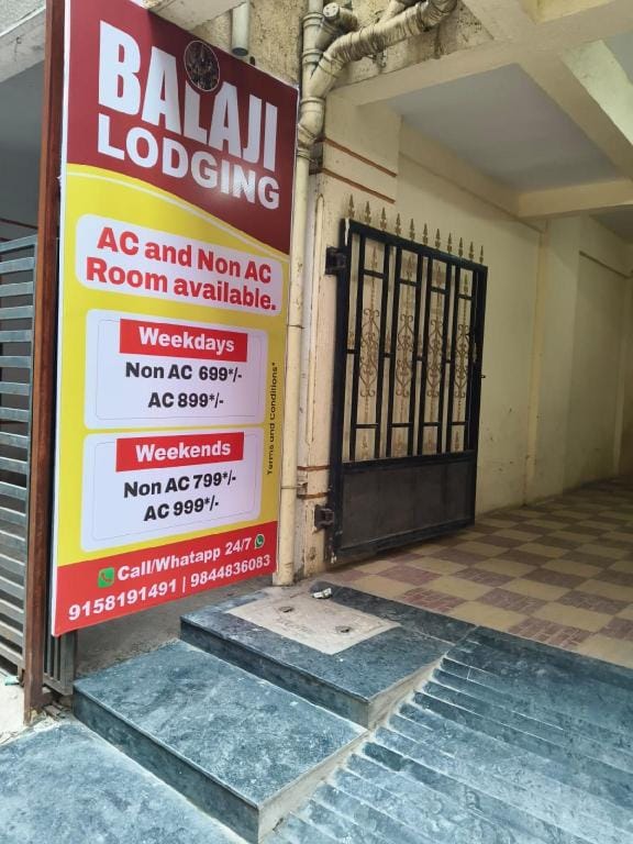 Balaji Lodging Hotel in Maharashtra