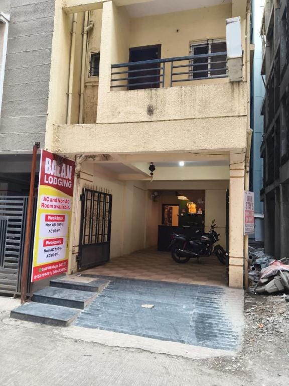 Balaji Lodging Hotel in Maharashtra