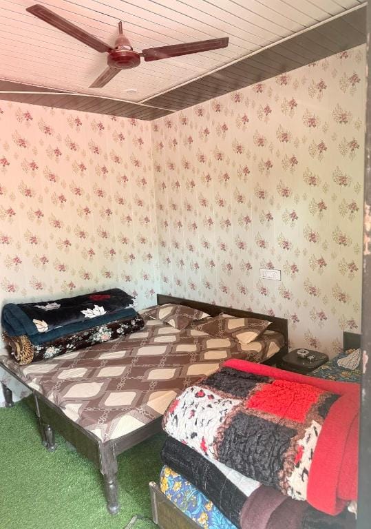 P.K. Resort kedar valley Hotel in Uttarakhand