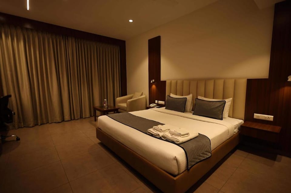 Hotel Jubilee Park Telangana Hotel in Hyderabad
