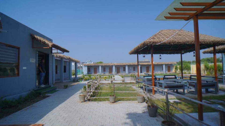 Prakrati Saanidhya Resort Hotel in Haryana
