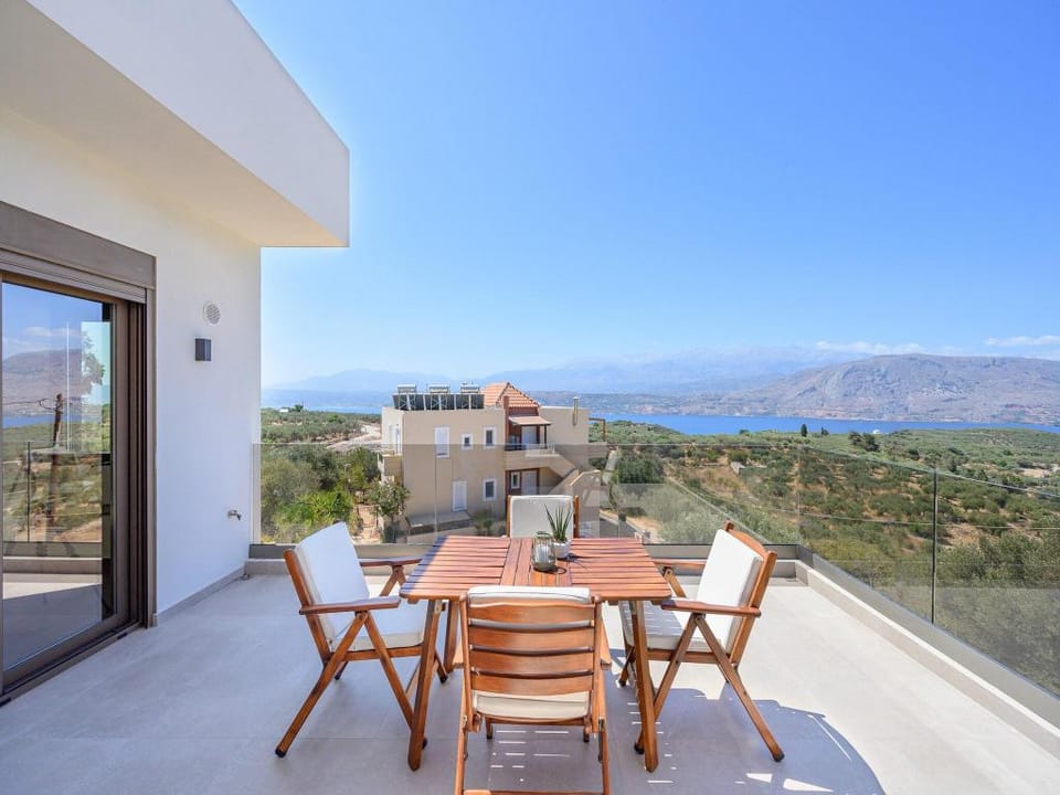 Villa in Sternes with Pool  Mountain Views Villa in Crete