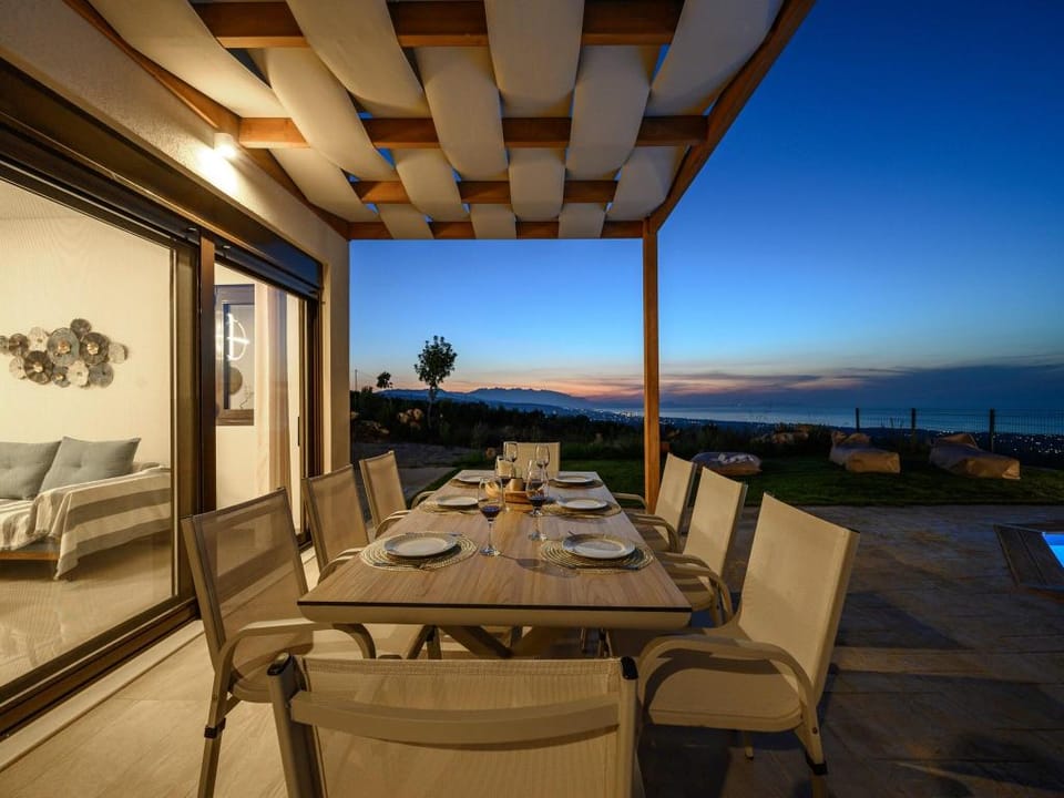 Villa in Skouloufia with Sea Views  Pool Villa in Crete Region