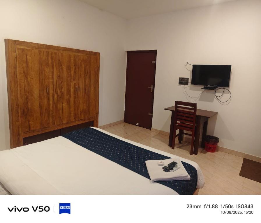 Gypsy Inn Kakkanad Hotel in Kochi