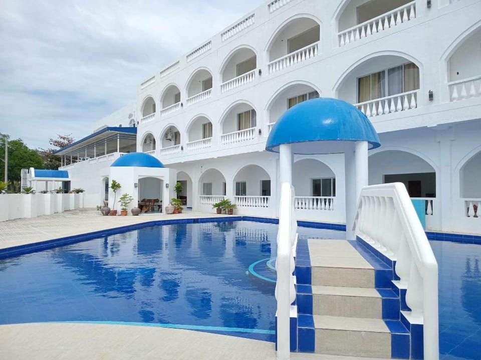 Palazio De Laiya Resort Hotel Hotel in Calabarzon