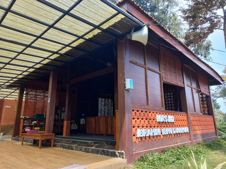 Anjasmoro Valley Wonosalam (Syariah) Hotel in East Java