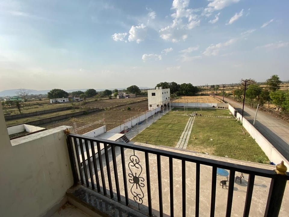 Hotel Maihar Inn Madhya Pradesh Hotel in Uttar Pradesh