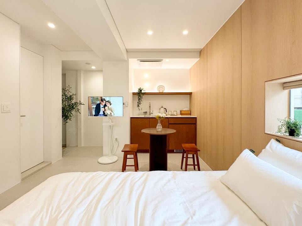 이루다스테이 호텔 고척점 Hotel in Seoul