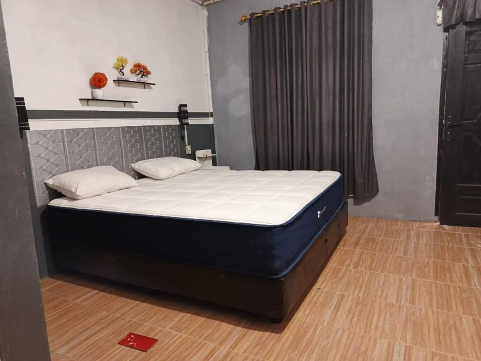 Penginapan guardians silangit Hotel in Indonesia