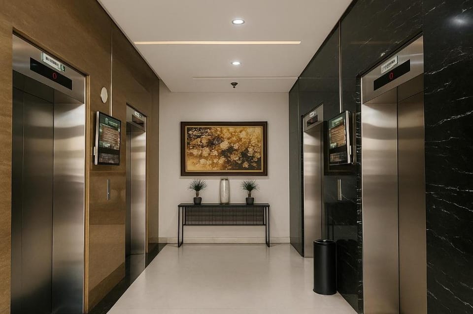 Majestic Point BY RUDY ROOM (Tower Lucia) Hotel in West Java