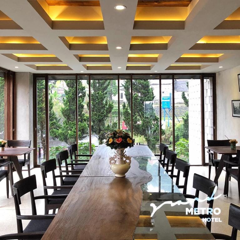 Grand Metro Hotel Puncak Hotel in Cisarua