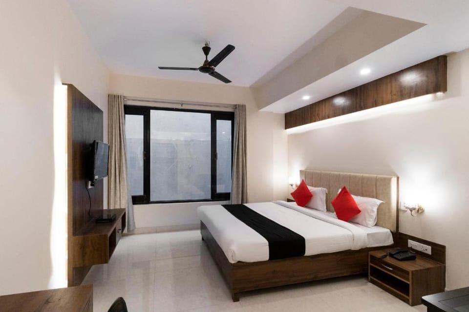 OYO 73081 Hotel Midnight Hotel in Bhubaneswar