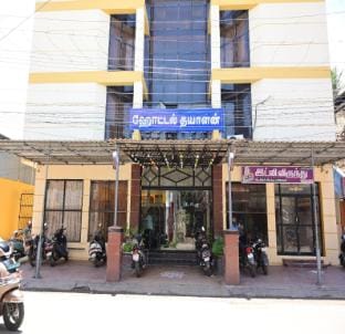Hotel Dayalan Apartment in Tamil Nadu