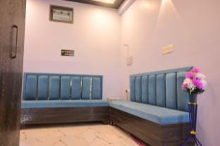 Hotel Shri Raghav Ji Inn  Apartment in Uttar Pradesh