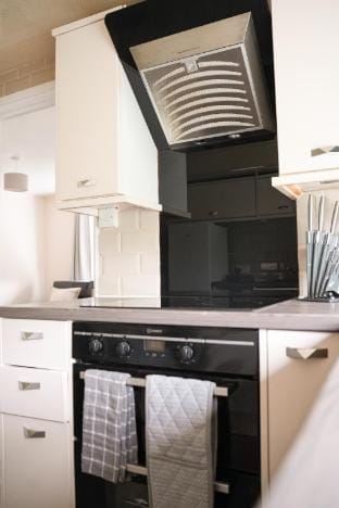 Arranview Retreat Apartment in Airdrie