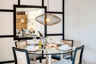 Chic 2bed in Camps Bay w Sea Views Bayview Rise Apartment in Camps Bay