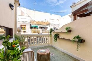 Charming 2BD Apartment with Terrace Apartment in Madrid