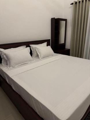 Santorini Homestead  Apartment in Negombo