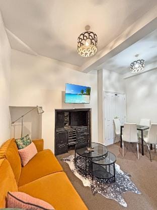 Spacious Central 2 bed Ground Floor flat Sleeps 6  Apartment in Newark-on-Trent
