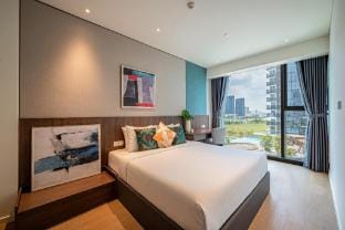 Căn hộ 2BR tại Metropole Opera Apartment in Ho Chi Minh City
