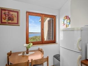 Apartment in Supetarska Draga near Sandy Beach Apartment in Supetarska Draga