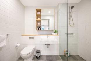 Penrith 3Br apt close toTrain station / Shopping Apartment in Penrith