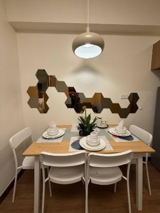 1BR Luxury Apartment The Camden Place Apartment in Manila City