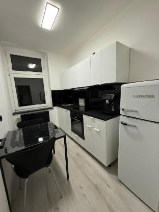 New City Apartment Essen, near Messe / Airport DUS Apartment in Essen
