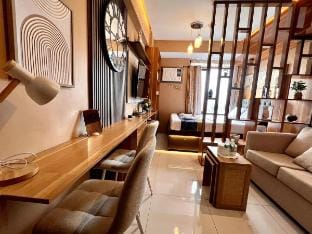 ARC Towers Cebu Condo #1716. Internet/Netflix Apartment in Cebu City