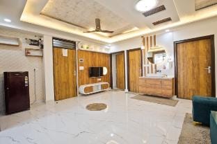 Divine Stay (3BHK Luxury Stay) Apartment in Jaipur